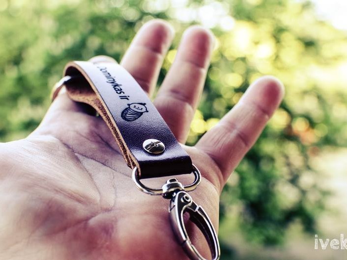 pakabukas graviruotas lėliukas