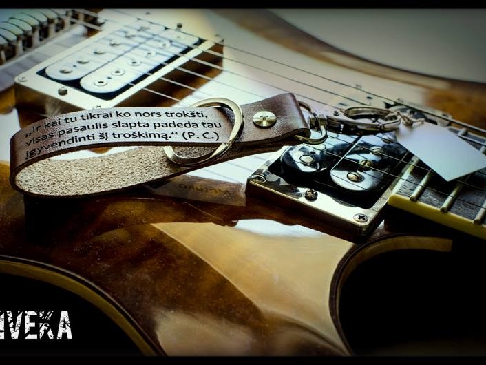 odinis pakabukas apie troškimą