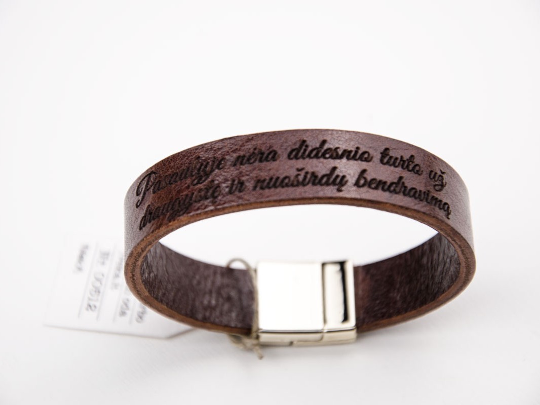 odinė apyrankė didesnio turto