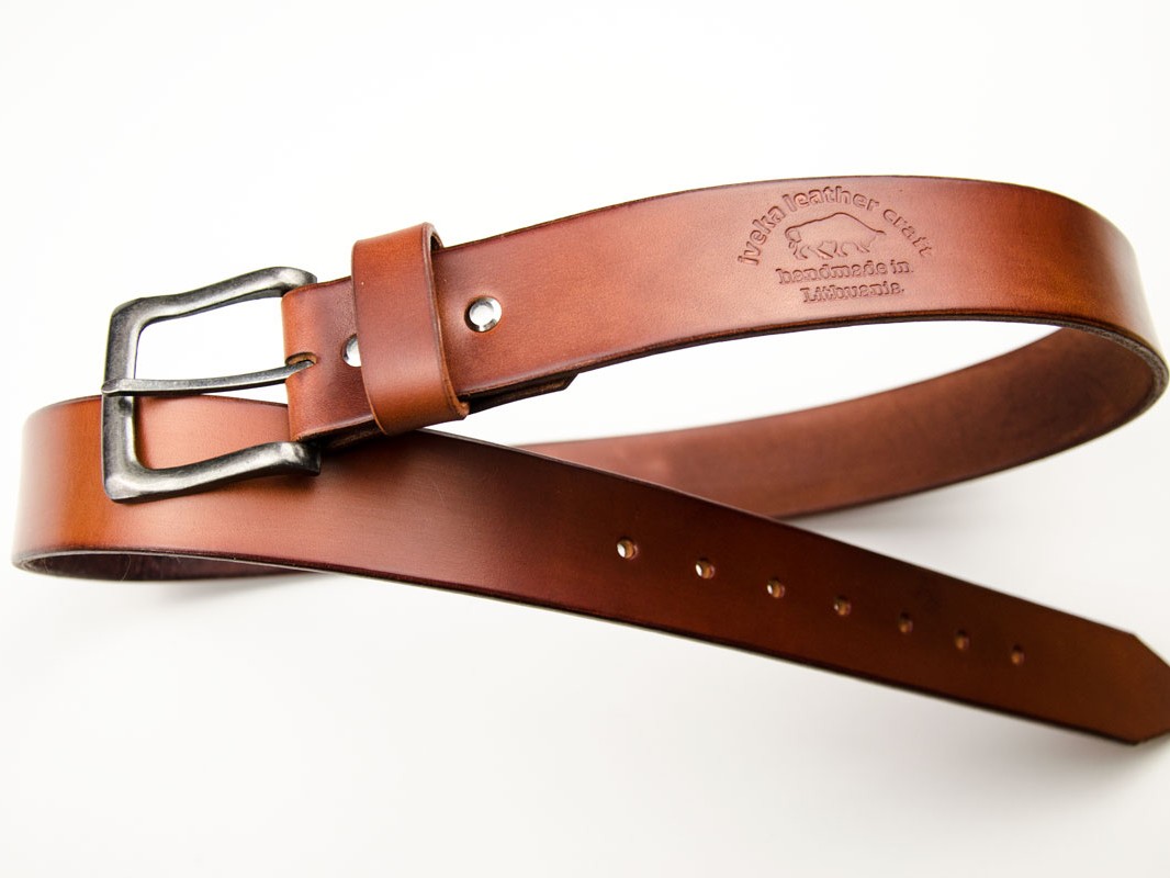 Rankų darbo rudas odinis diržas su nemokamu graviravimu - Iveka